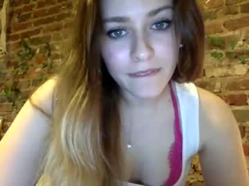 webcam girl roxannebellababy live cam image #1526229