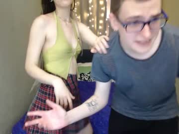 webcam couple crimsonmilk01 live cam image #2030864