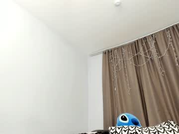 webcam girl lee_hanna live cam image #54196