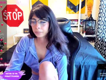 webcam girl violetttflowers live cam image #3861816