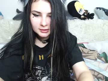 webcam girl husky_girl live cam image #204421