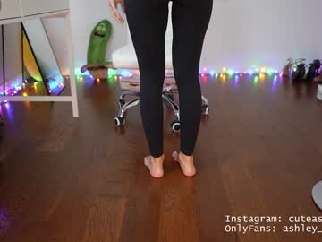 webcam girl ashley_benson1 live cam image #6959026