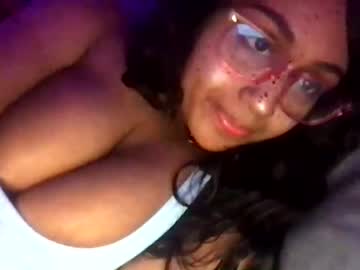 webcam girl blackgurlkitty live cam image #987755