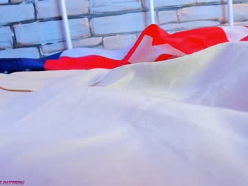 webcam girl eugenetomas live cam image #2214750