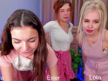 webcam couple shy_dolls live cam image #3352448