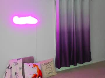 webcam girl foxy_gamer live cam image #1369624