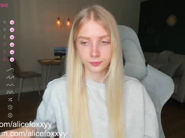 webcam girl oh_honey_ live cam image #5147213