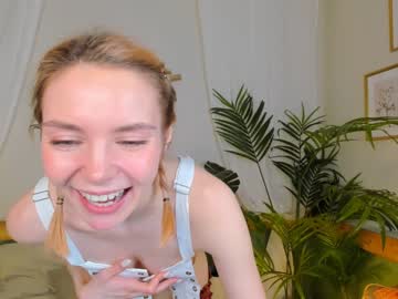 webcam girl carly_coy live cam image #3621075
