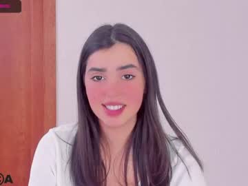 webcam girl nika_la live cam image #1219998