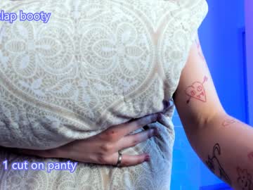 webcam girl _levitation_ live cam image #2801420