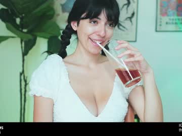 webcam girl katdreams live cam image #4576139