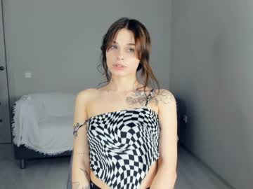 webcam girl scarlett_711 live cam image #994677