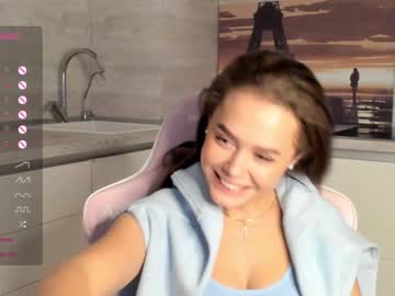 webcam girl brittcubitt live cam image #6579332