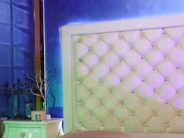 webcam girl cateyes_19 live cam image #4025370