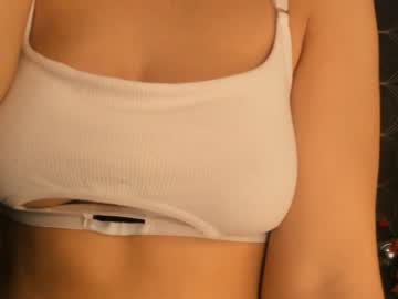 webcam girl jeanfrancoa live cam image #6037216