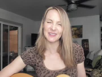 webcam girl kaileeshy live cam image #485374