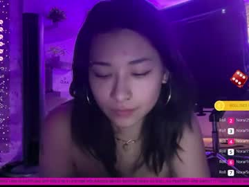 webcam girl vietwhhore live cam image #6101476