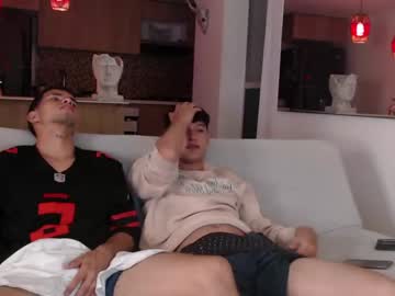 webcam man yngtwnks live cam image #6690131