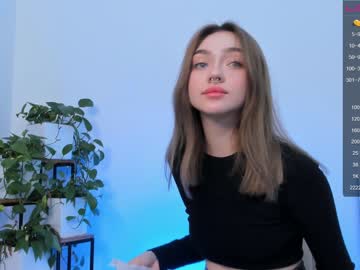 webcam girl elizabeth__gray live cam image #3622777