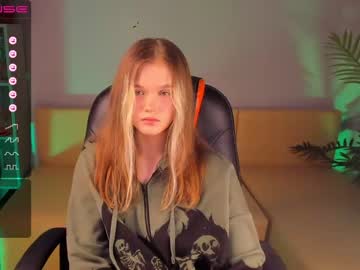 webcam girl lilith_lunar live cam image #4379052