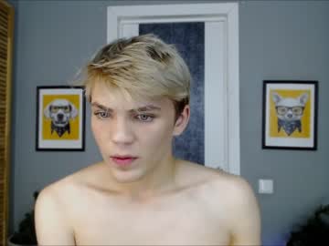 webcam man justin_sweety live cam image #2780170