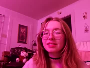 webcam girl luckylychee live cam image #7010518