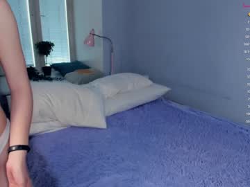 webcam girl youne_and_beautiful live cam image #4475186
