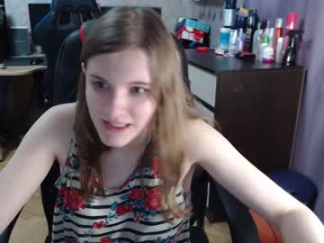 webcam girl tomato_tease live cam image #1884661