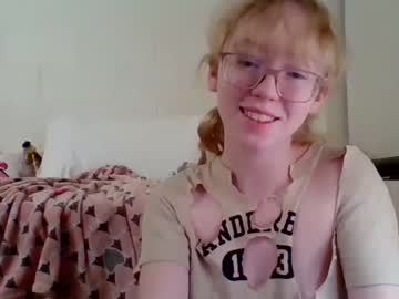 webcam girl blonde_katie live cam image #6343852