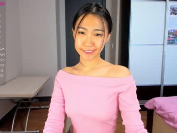 webcam girl raru_mi live cam image #4213649