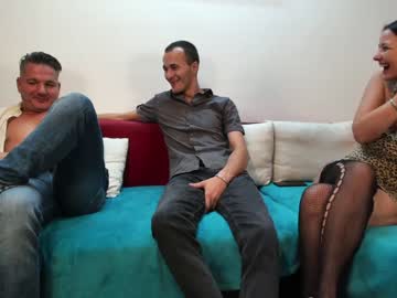 webcam couple julyaandraul live cam image #283346