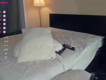 webcam girl llkadream live cam image #4255789