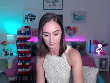 webcam girl holihurricane live cam image #4357885