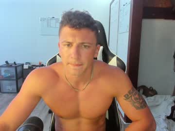 webcam couple cowsgomoo101 live cam image #2036094