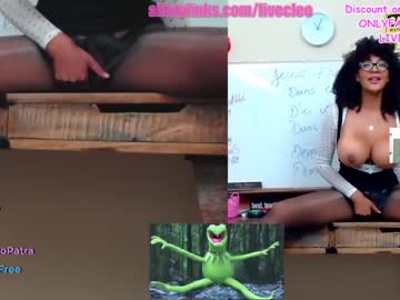 webcam girl livecleo live cam image #1201862