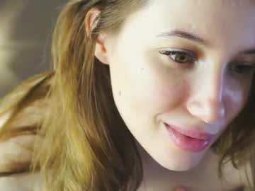 webcam girl babyheavanian live cam image #4491293