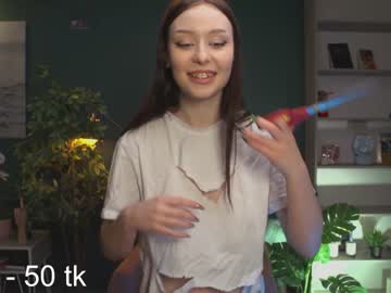 webcam girl ella_knockers_xl live cam image #1449544