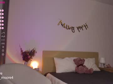 webcam girl lumoore live cam image #4998317