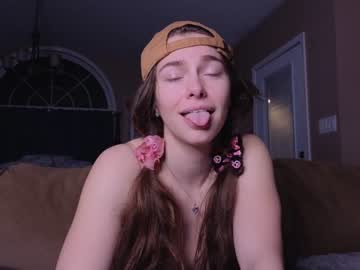webcam girl chroniclove live cam image #3935802