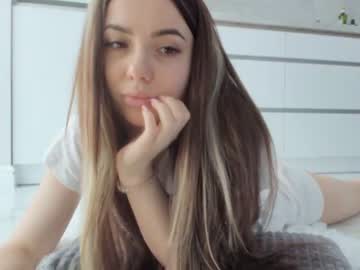 webcam girl meryfoxxx live cam image #1974329