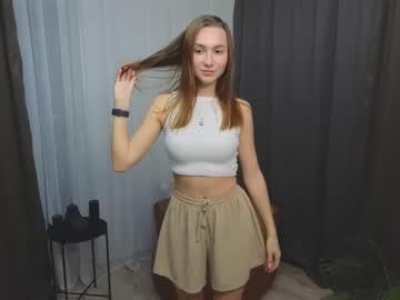 webcam girl noreenhickory live cam image #7003207
