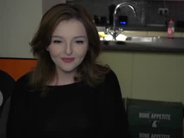webcam girl lucydelovely live cam image #3040757