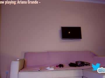 webcam girl hollyextra live cam image #2622880