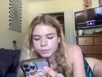 webcam girl yourgirlajay live cam image #2716356