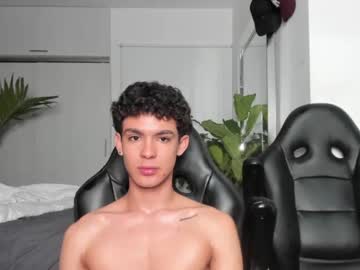 webcam man timothy_eliot live cam image #6252401