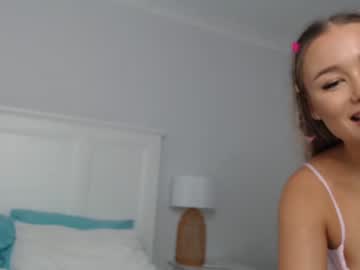 webcam girl itschanelxx live cam image #5779849