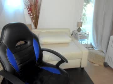 webcam girl dulceyjohn live cam image #6282671