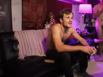 webcam man hollandhousestudios live cam image #1268758