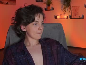 webcam girl tiffanyriox live cam image #4636350