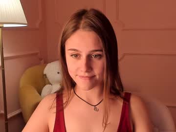 webcam girl valerie_shine live cam image #130378